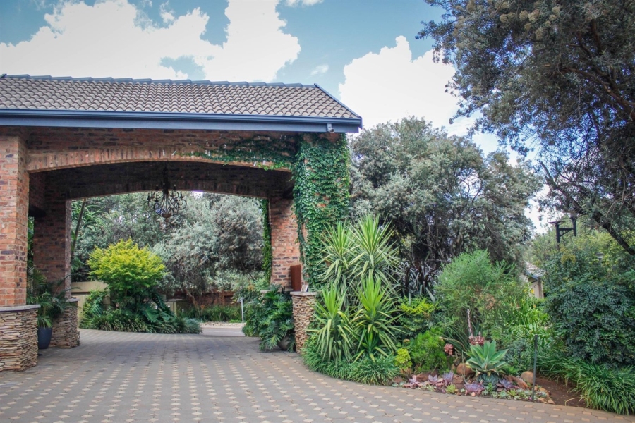 5 Bedroom Property for Sale in Aerorand Mpumalanga