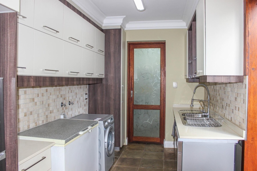 5 Bedroom Property for Sale in Aerorand Mpumalanga