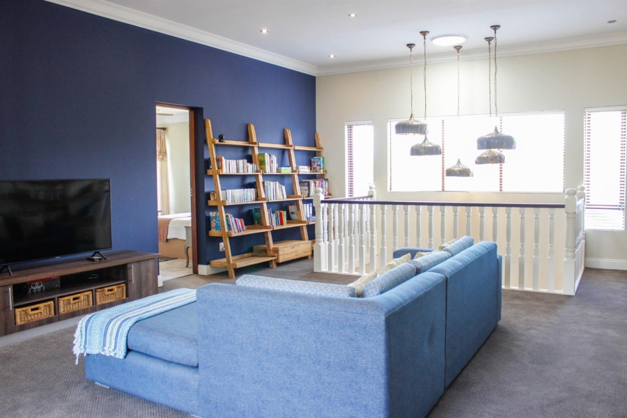 5 Bedroom Property for Sale in Aerorand Mpumalanga