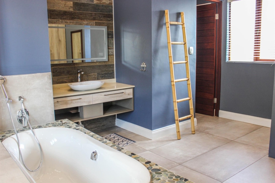 5 Bedroom Property for Sale in Aerorand Mpumalanga
