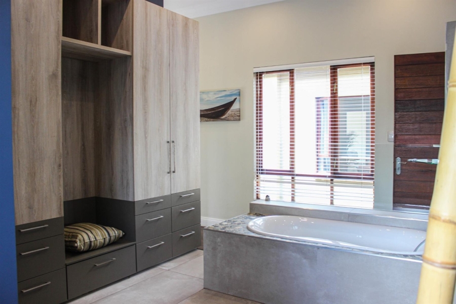 5 Bedroom Property for Sale in Aerorand Mpumalanga