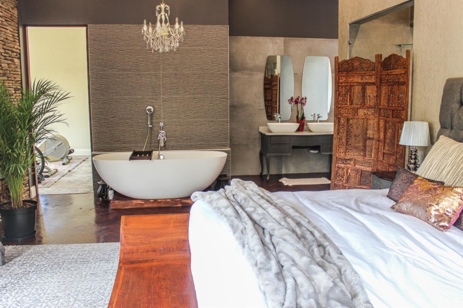 5 Bedroom Property for Sale in Aerorand Mpumalanga