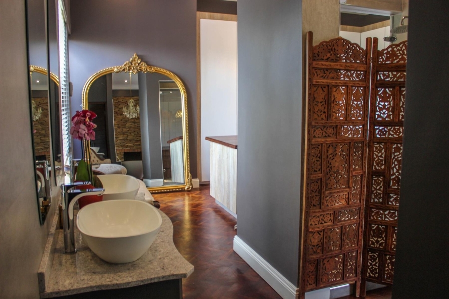 5 Bedroom Property for Sale in Aerorand Mpumalanga