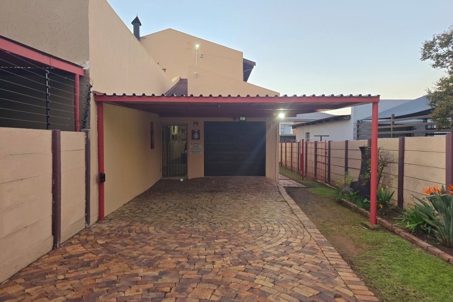 4 Bedroom Property for Sale in Middelburg Central Mpumalanga