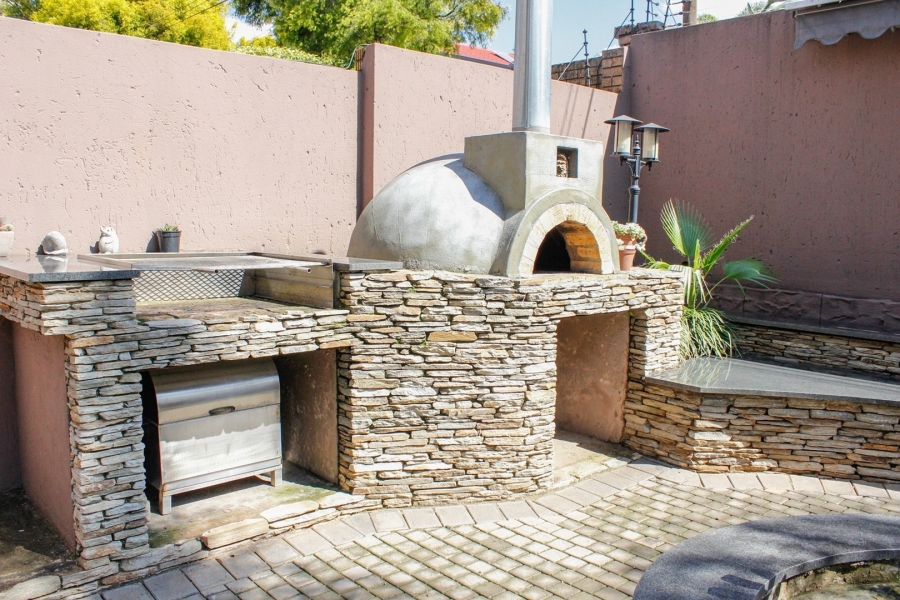 4 Bedroom Property for Sale in Aerorand Mpumalanga