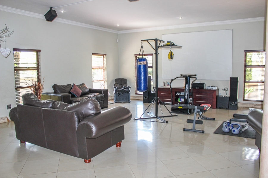 4 Bedroom Property for Sale in Aerorand Mpumalanga
