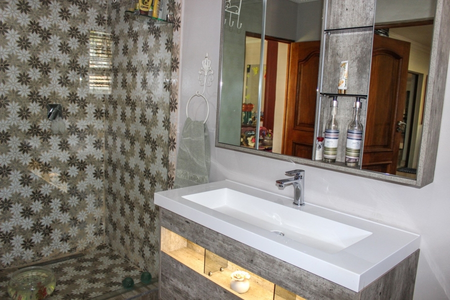 4 Bedroom Property for Sale in Aerorand Mpumalanga