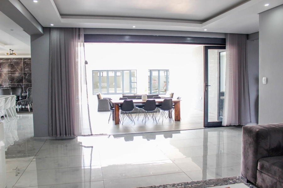 7 Bedroom Property for Sale in Gholfsig Mpumalanga