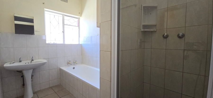 2 Bedroom Property for Sale in Gholfsig Mpumalanga