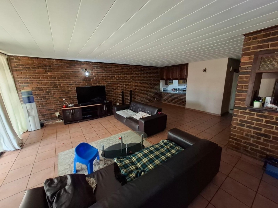 3 Bedroom Property for Sale in Middelburg Central Mpumalanga