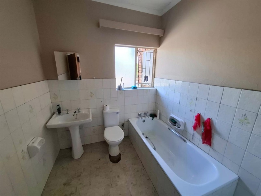 3 Bedroom Property for Sale in Middelburg Central Mpumalanga