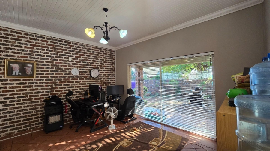 5 Bedroom Property for Sale in Kanonkop Mpumalanga