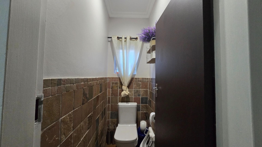 5 Bedroom Property for Sale in Kanonkop Mpumalanga