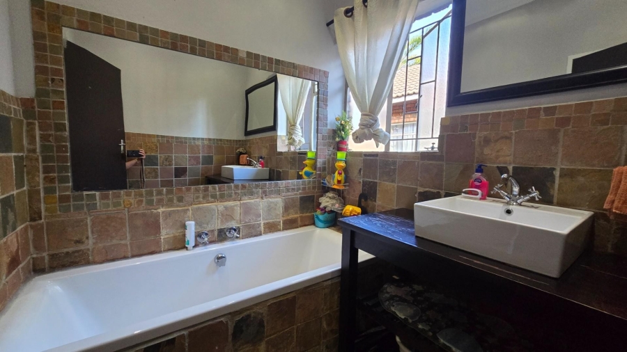5 Bedroom Property for Sale in Kanonkop Mpumalanga
