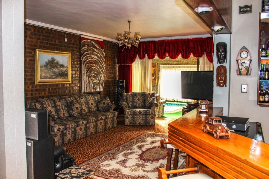 4 Bedroom Property for Sale in Gholfsig Mpumalanga