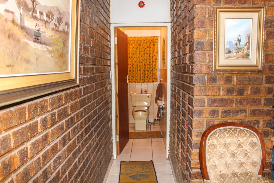 4 Bedroom Property for Sale in Gholfsig Mpumalanga