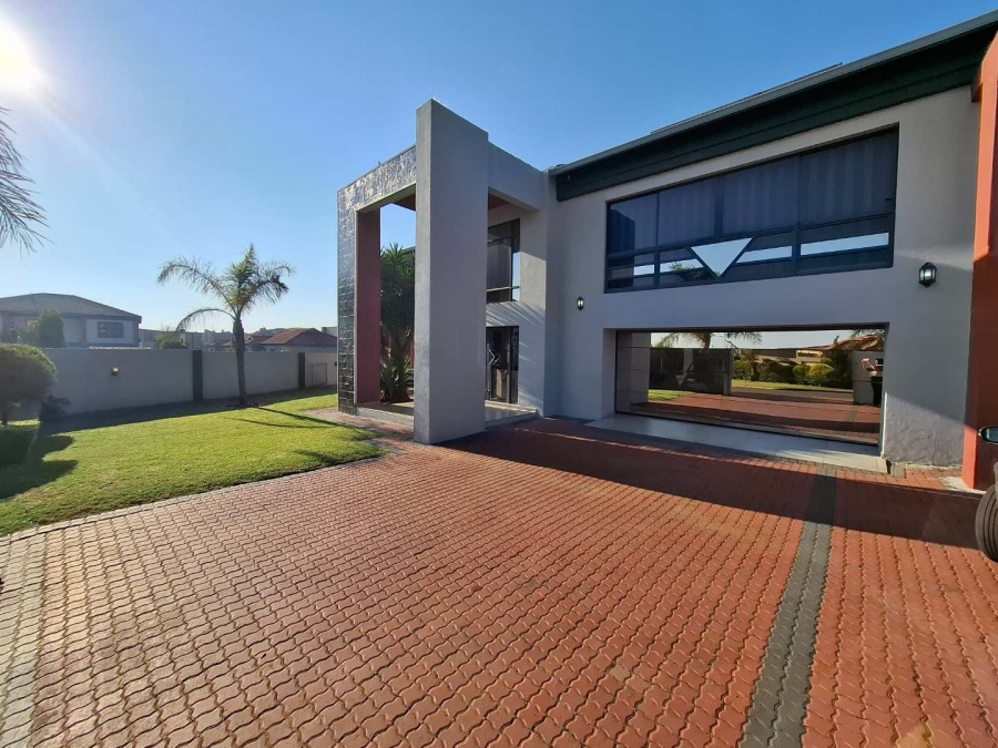 To Let 3 Bedroom Property for Rent in Aerorand Mpumalanga