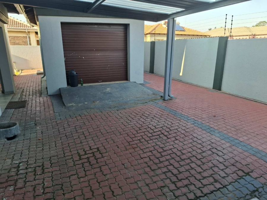 To Let 3 Bedroom Property for Rent in Aerorand Mpumalanga