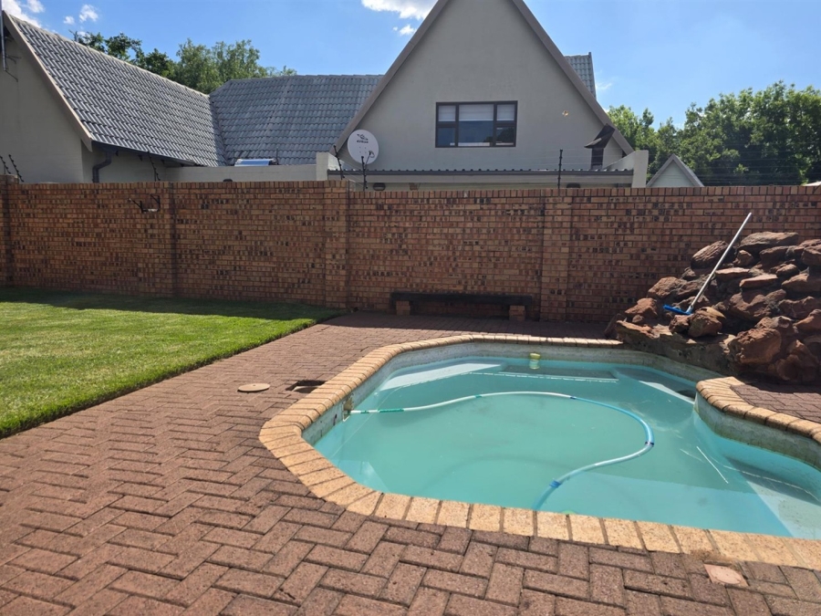 4 Bedroom Property for Sale in Clubville Mpumalanga