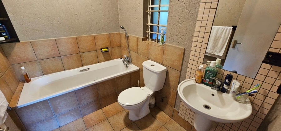 3 Bedroom Property for Sale in West Acres Mpumalanga