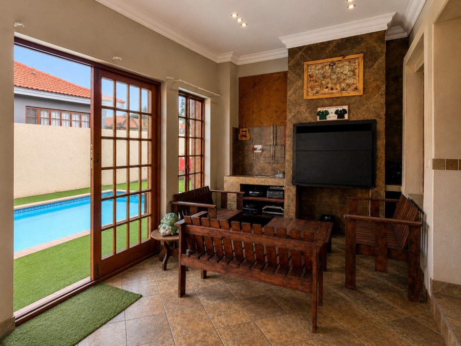 3 Bedroom Property for Sale in Aerorand Mpumalanga