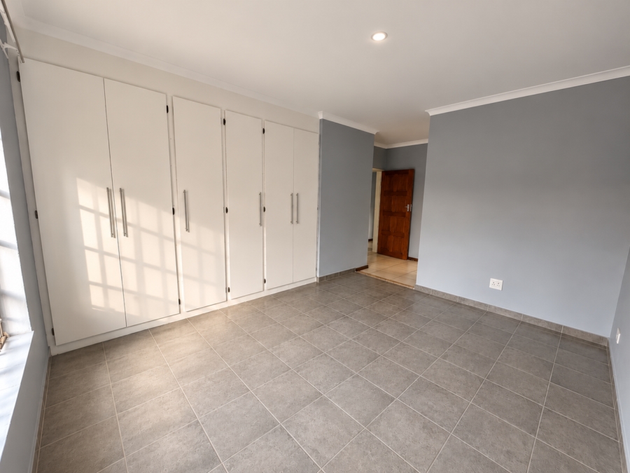 3 Bedroom Property for Sale in Middelburg Central Mpumalanga