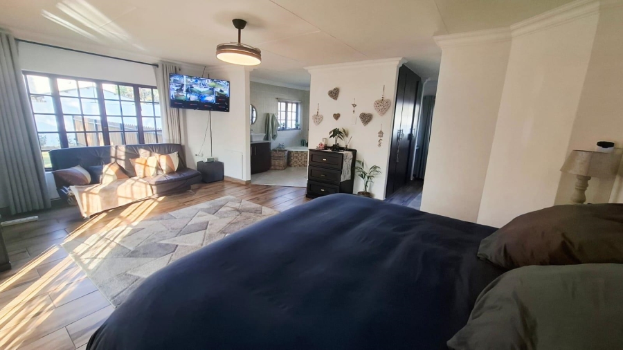 4 Bedroom Property for Sale in Aerorand Mpumalanga
