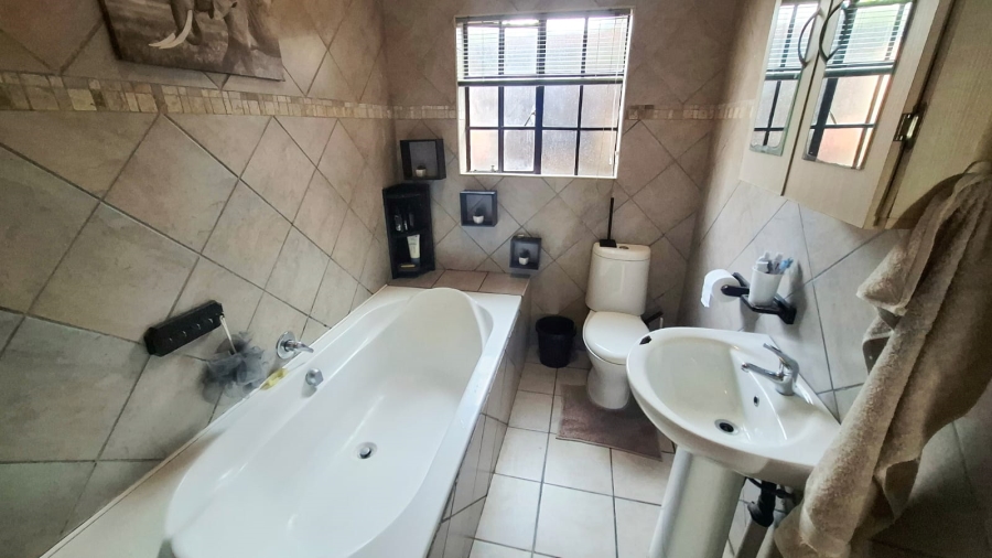 3 Bedroom Property for Sale in Aerorand Mpumalanga