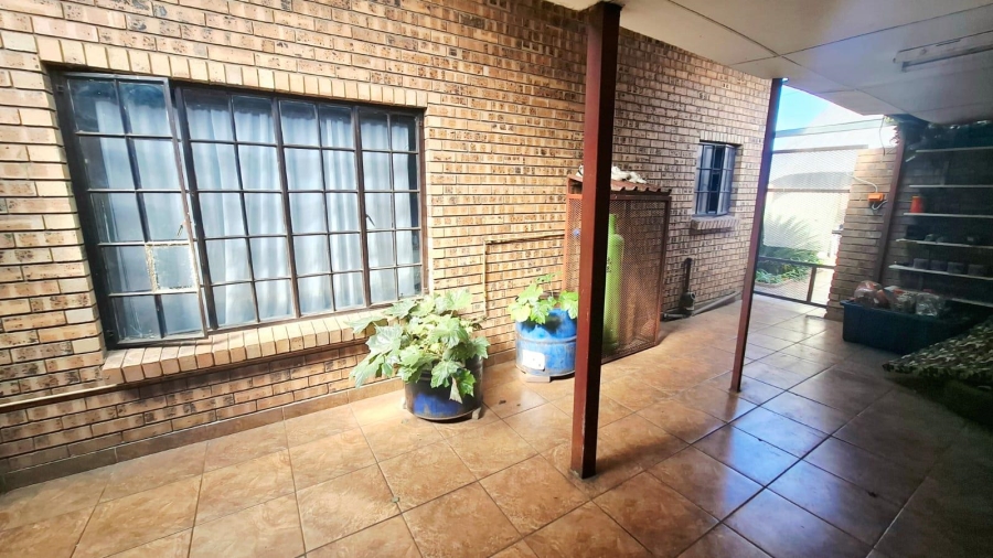 3 Bedroom Property for Sale in Aerorand Mpumalanga