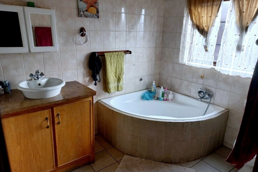 3 Bedroom Property for Sale in Aerorand Mpumalanga
