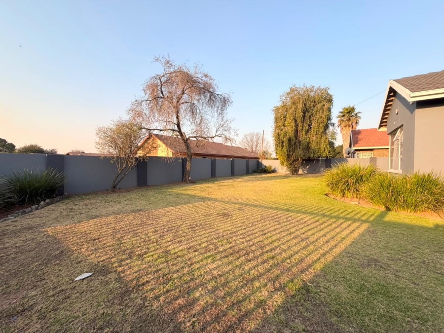 3 Bedroom Property for Sale in Middelburg South Mpumalanga