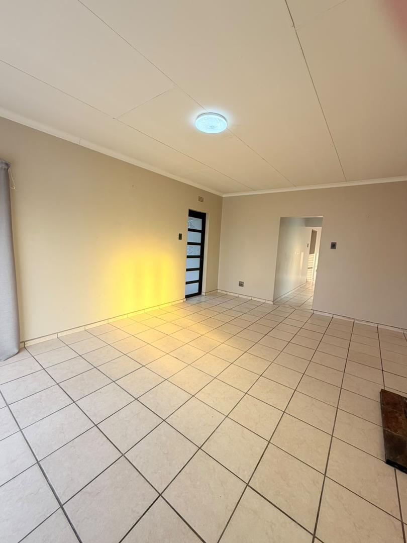 3 Bedroom Property for Sale in Middelburg South Mpumalanga