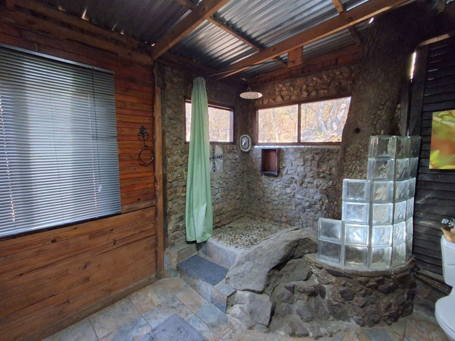 5 Bedroom Property for Sale in Karino Mpumalanga