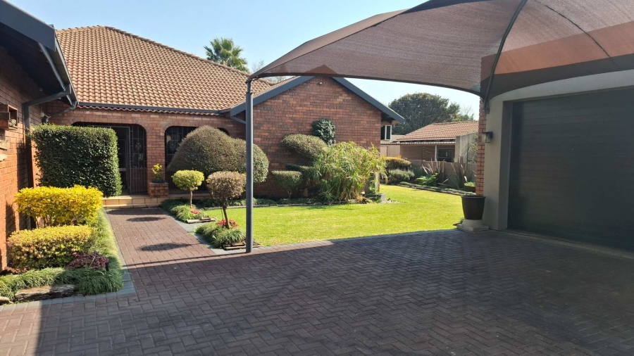 3 Bedroom Property for Sale in Aerorand Mpumalanga