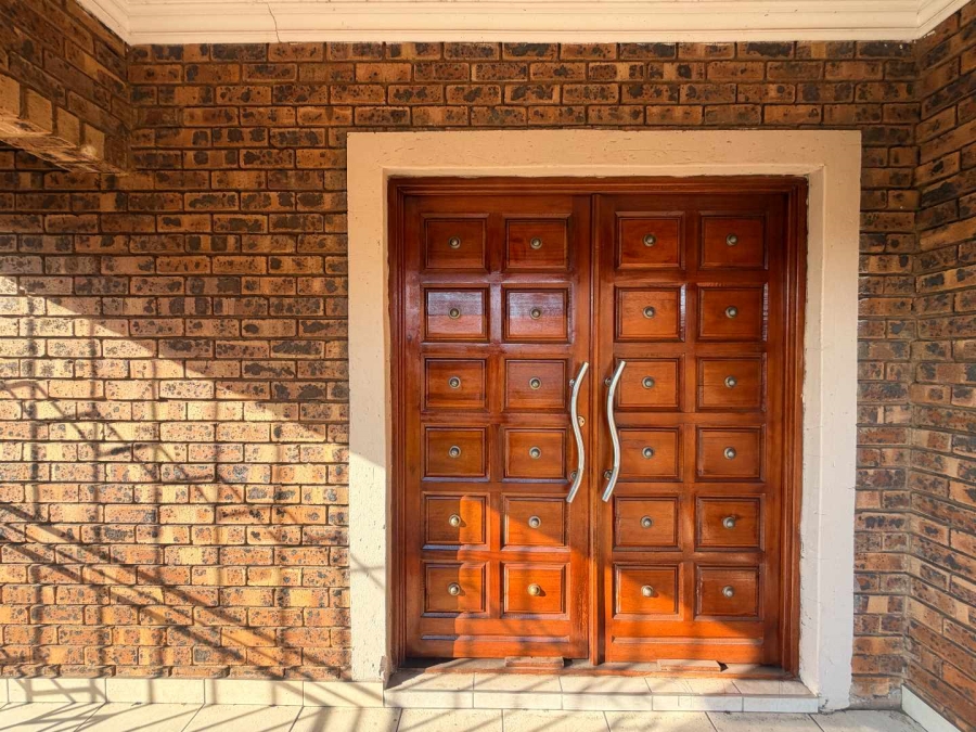 3 Bedroom Property for Sale in Mineralia Mpumalanga