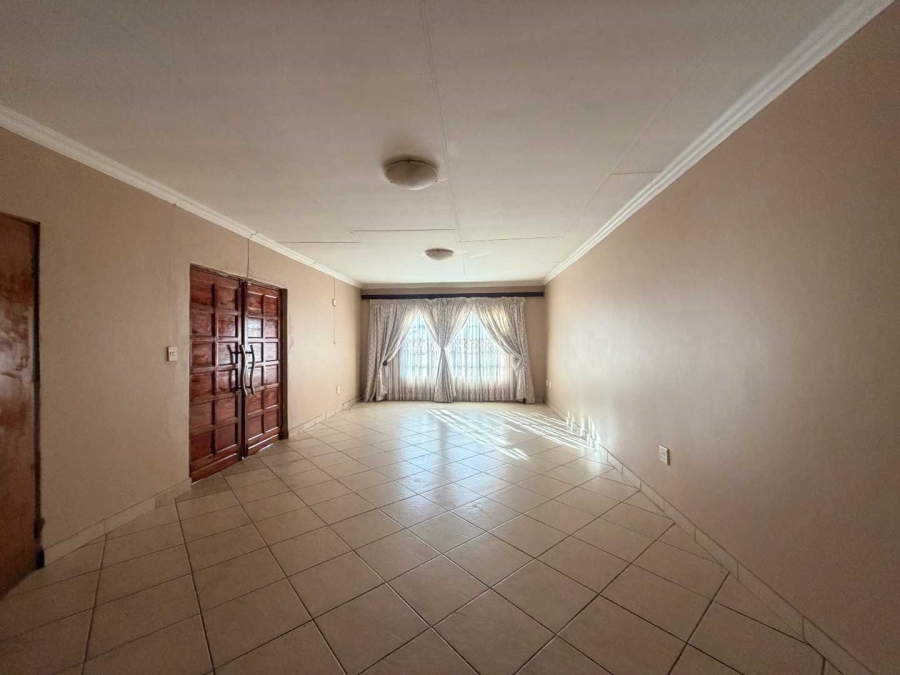 3 Bedroom Property for Sale in Mineralia Mpumalanga