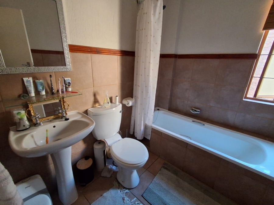 3 Bedroom Property for Sale in Nelspruit Ext 20 Mpumalanga