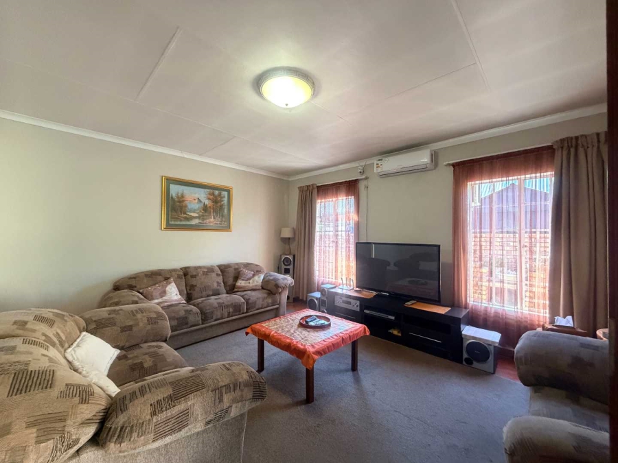3 Bedroom Property for Sale in Middelburg South Mpumalanga