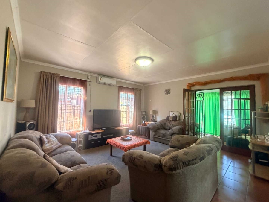 3 Bedroom Property for Sale in Middelburg South Mpumalanga