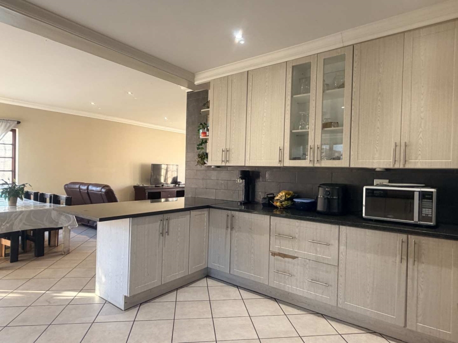 3 Bedroom Property for Sale in Aerorand Mpumalanga