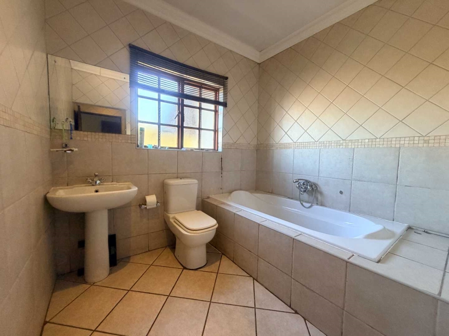 3 Bedroom Property for Sale in Aerorand Mpumalanga