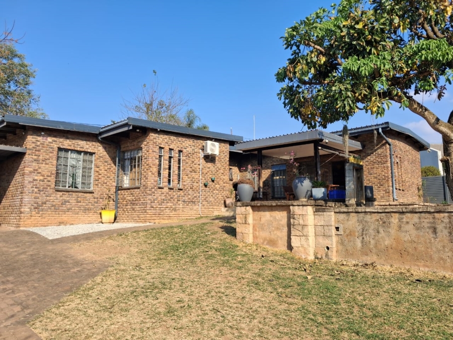 3 Bedroom Property for Sale in West Acres Mpumalanga