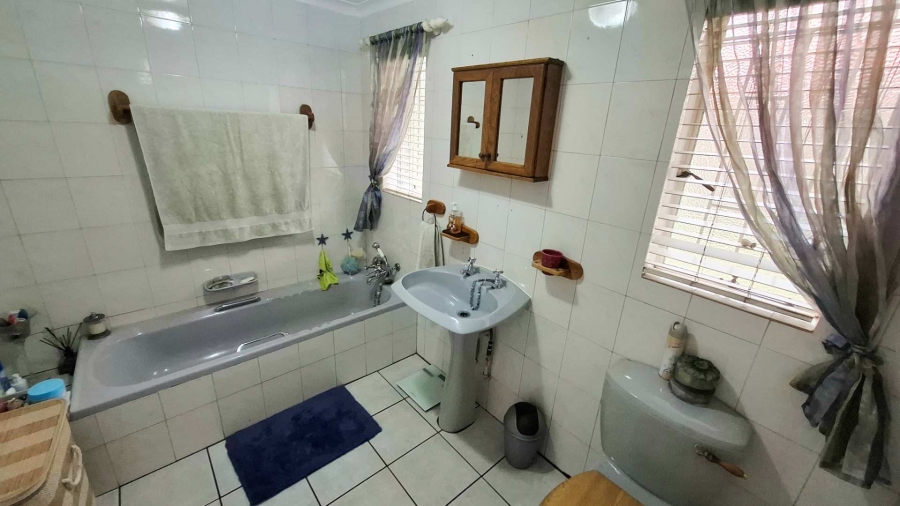 3 Bedroom Property for Sale in Clubville Mpumalanga