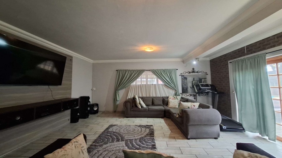 3 Bedroom Property for Sale in Clubville Mpumalanga