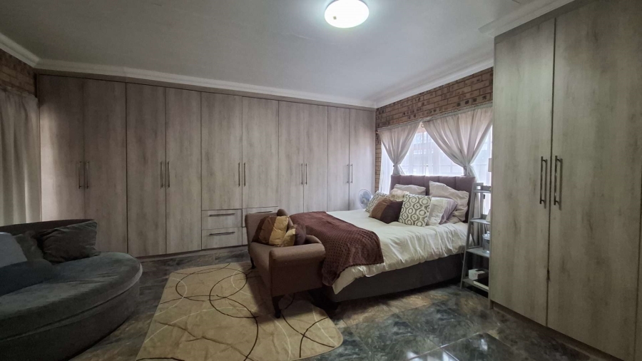 3 Bedroom Property for Sale in Clubville Mpumalanga