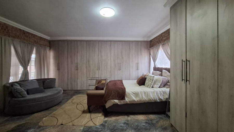 3 Bedroom Property for Sale in Clubville Mpumalanga