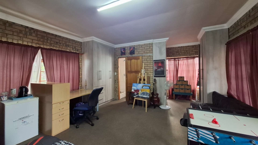 3 Bedroom Property for Sale in Clubville Mpumalanga