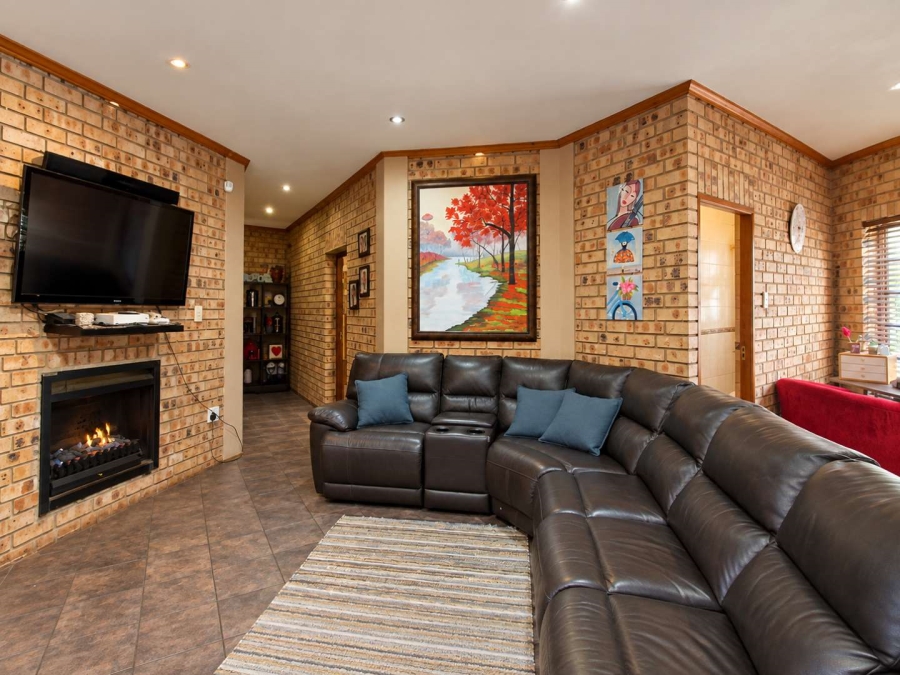3 Bedroom Property for Sale in Clubville Mpumalanga