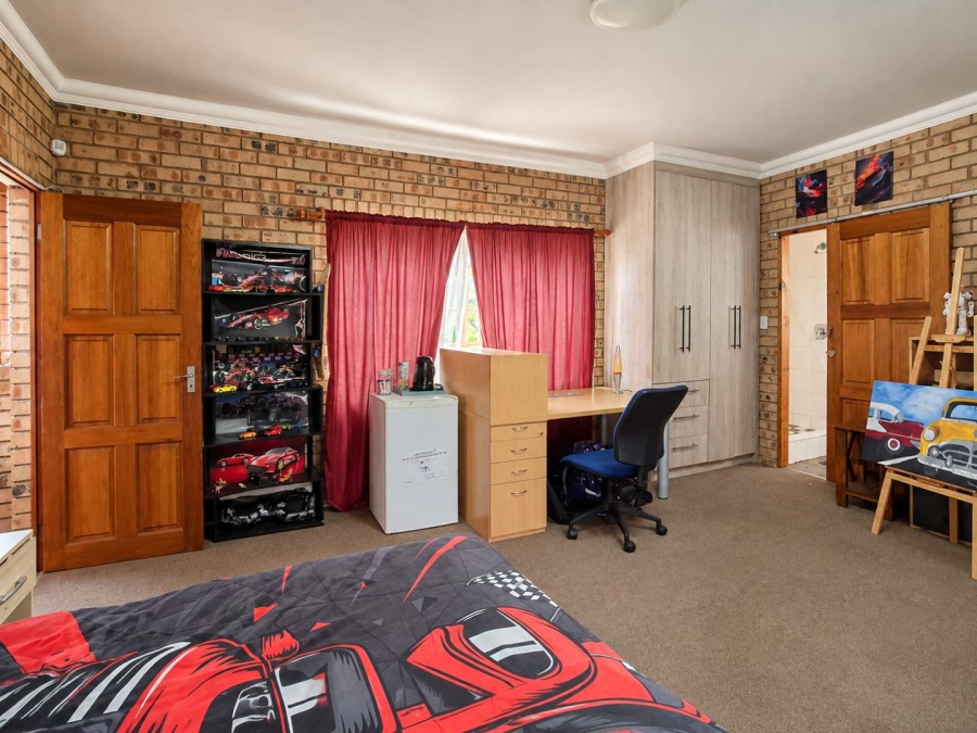 3 Bedroom Property for Sale in Clubville Mpumalanga