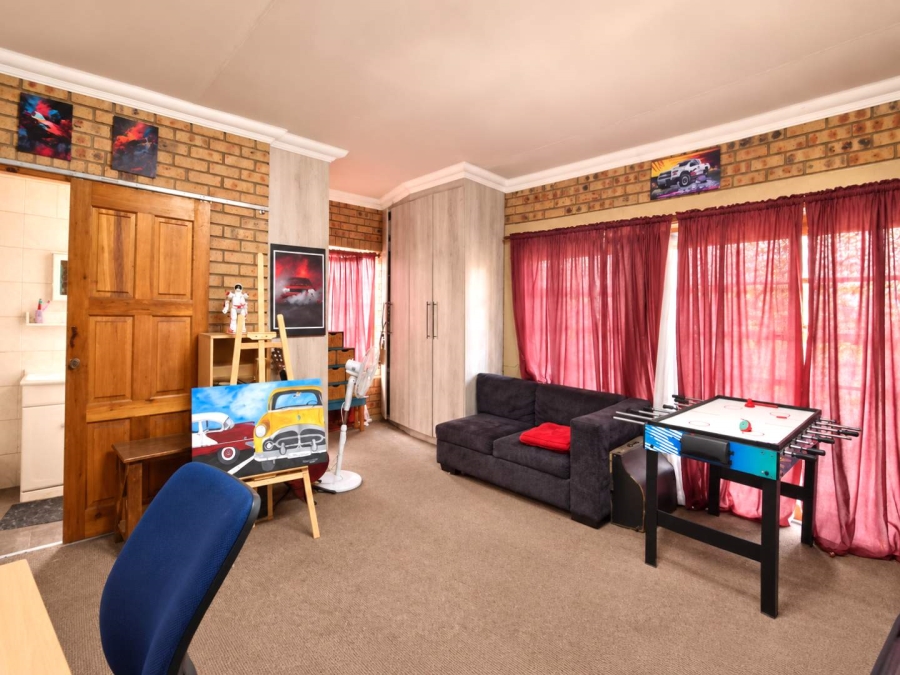 3 Bedroom Property for Sale in Clubville Mpumalanga